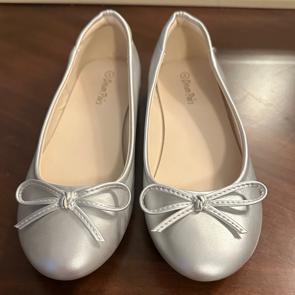 Dream Pairs Silver Kids Ballet Flats